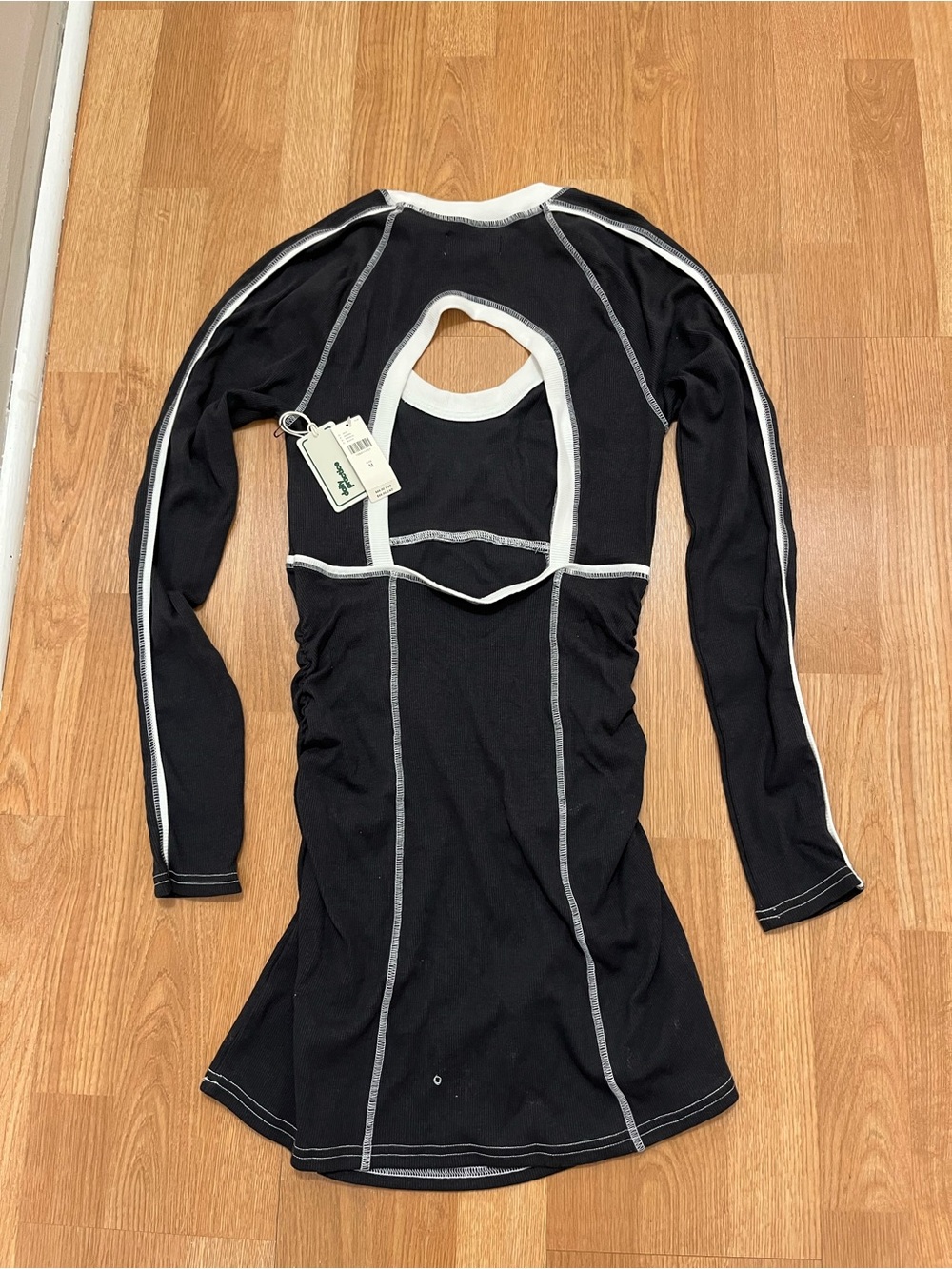 Daily Practice Scoop-Neck Long-Sleeve Mini Dress - Picture 3 of 3